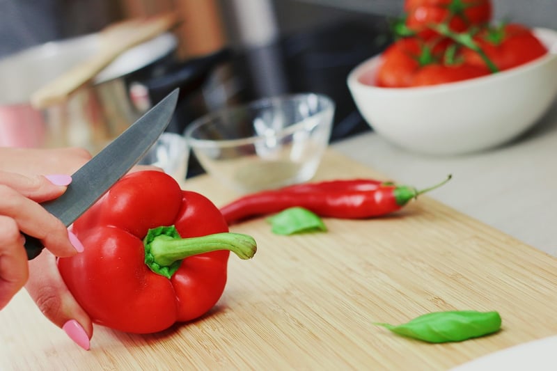 Quinoa-Stuffed Bell Peppers